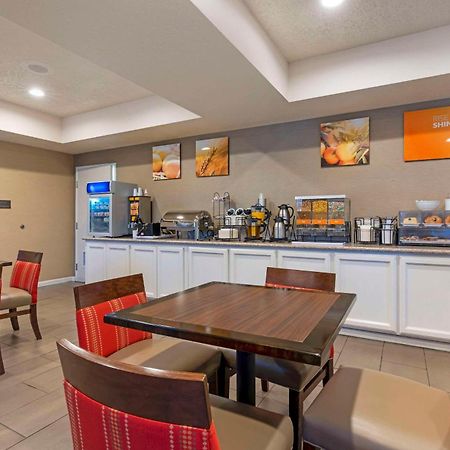 Comfort Inn Lathrop Stockton Airport Buitenkant foto