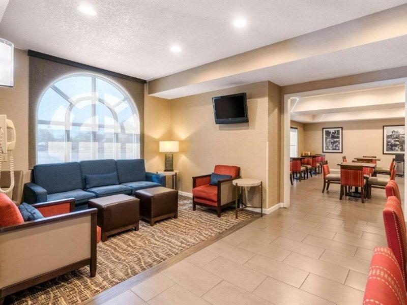 Comfort Inn Lathrop Stockton Airport Buitenkant foto