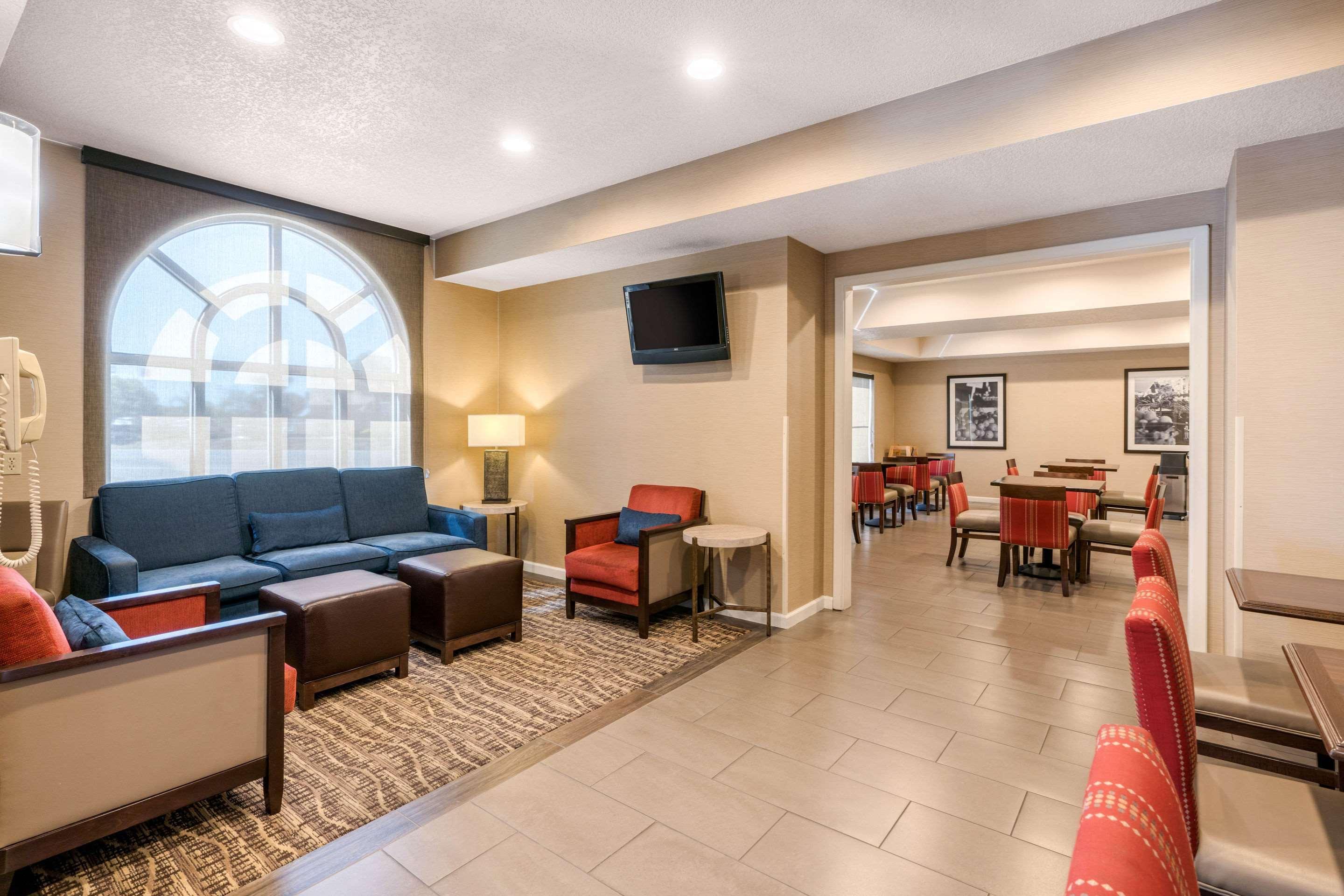 Comfort Inn Lathrop Stockton Airport Buitenkant foto