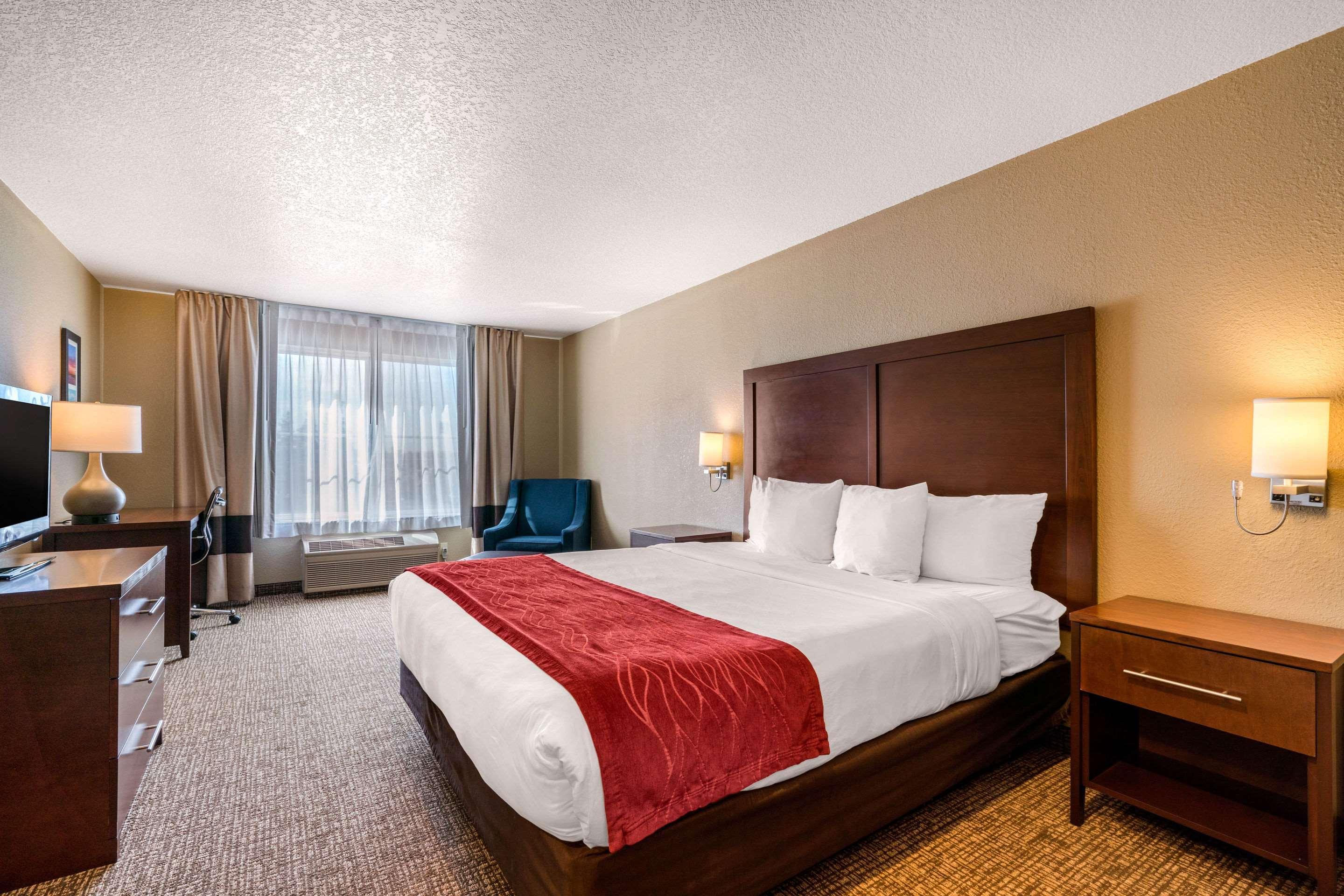 Comfort Inn Lathrop Stockton Airport Buitenkant foto