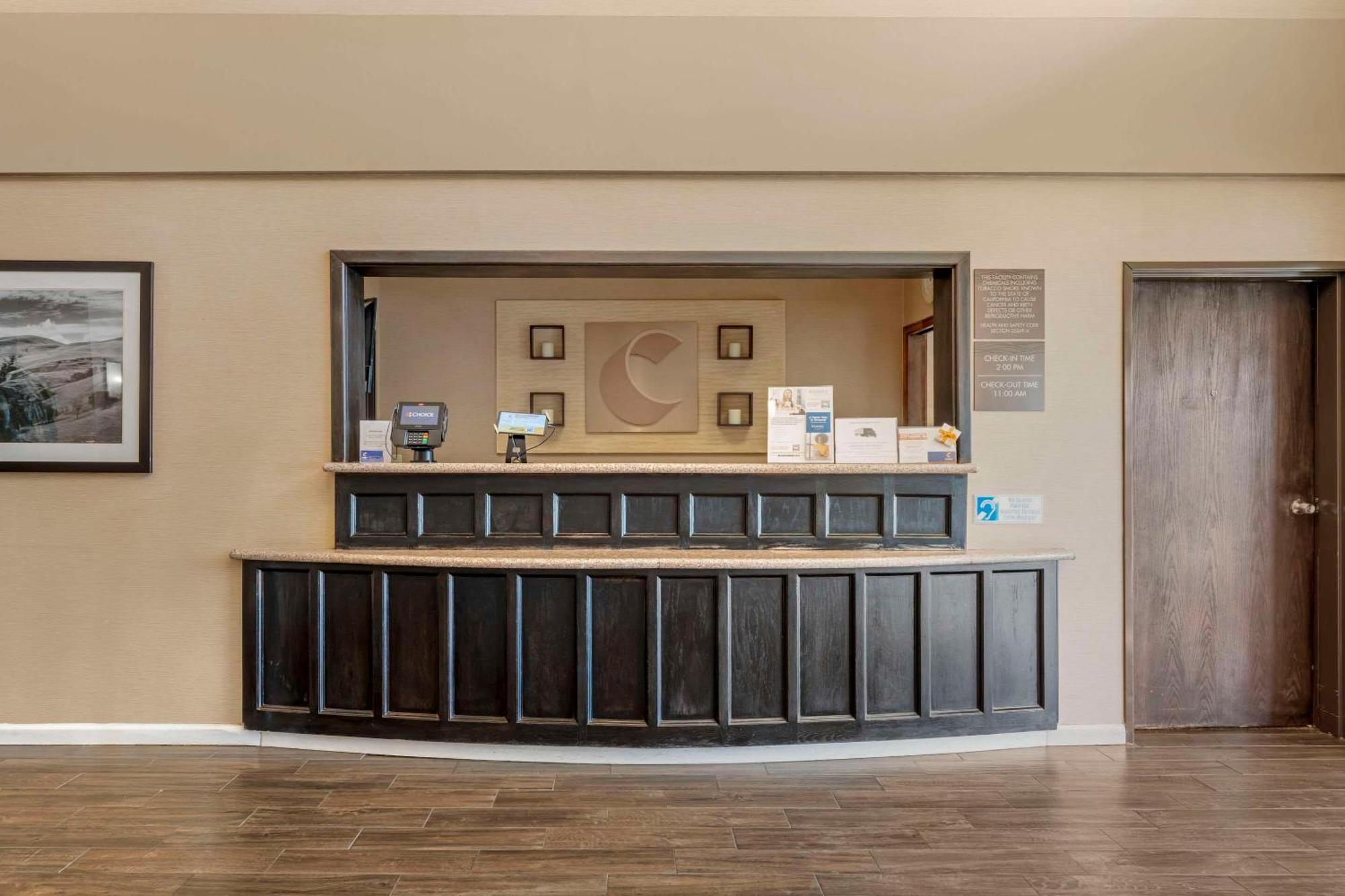 Comfort Inn Lathrop Stockton Airport Buitenkant foto